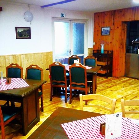 Rekreacni Areal Prihrazy Hotel Zdar  Екстериор снимка